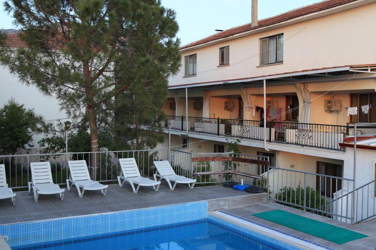 Guenes Apart Otel Pamukkale Esterno foto